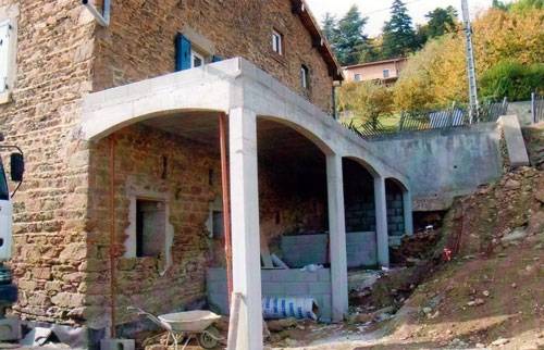 Création d'une terrasse en béton sur poteau béton et plancher